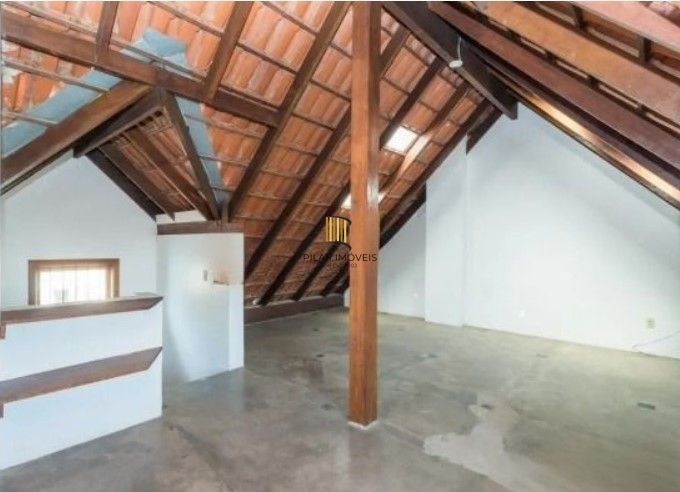 Casa/sobrado  de 4  dormitórios I 1 suíte I 4 vagas I  Altos Do Ipê