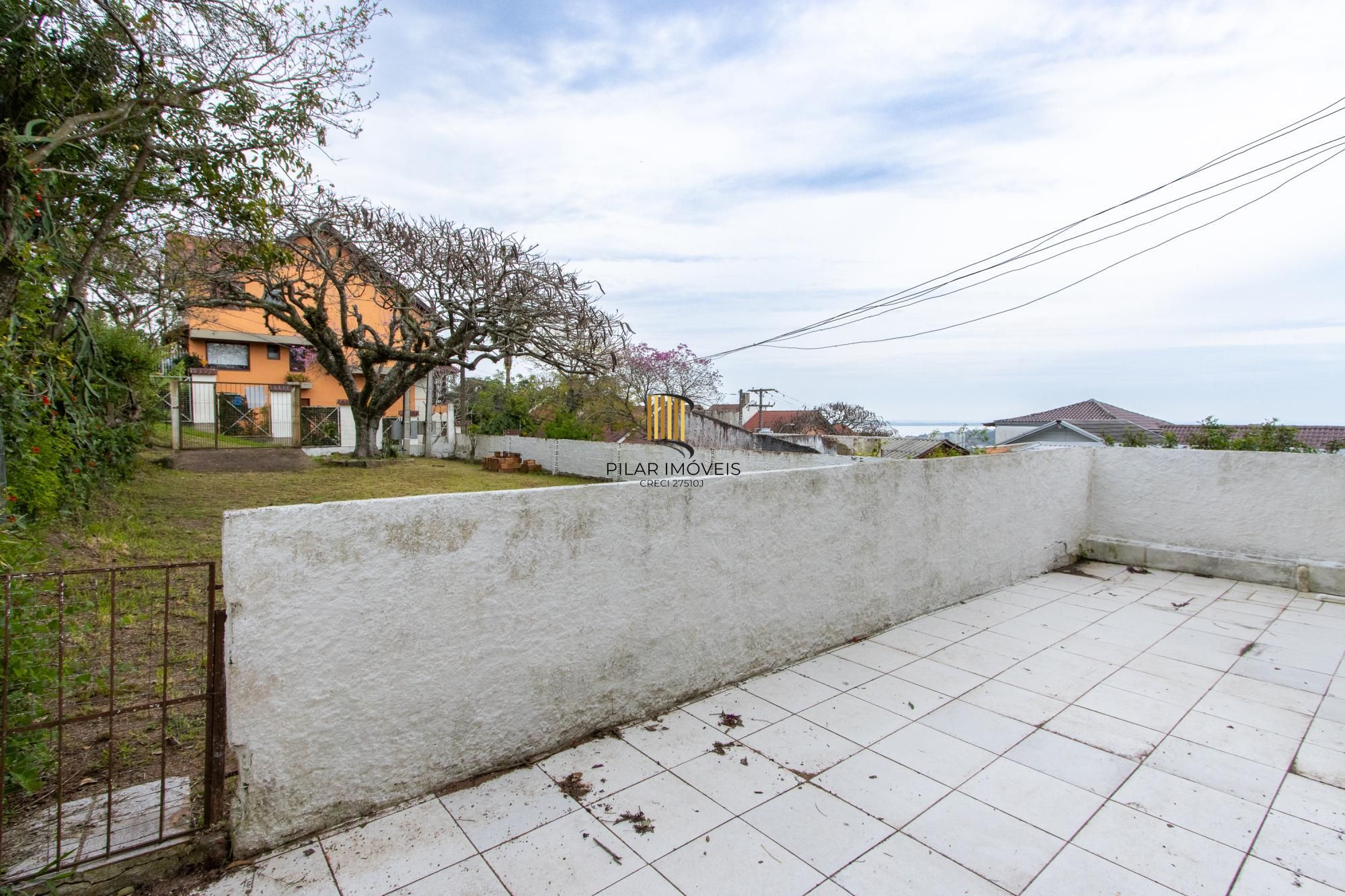 Casa 2 dormitórios no bairro Tristeza