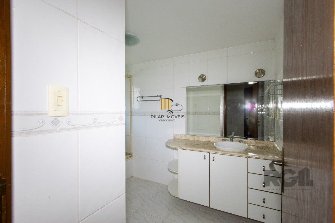 Casa de 3 dormitórios no Jardim Isabel com vista para o Guaíba.