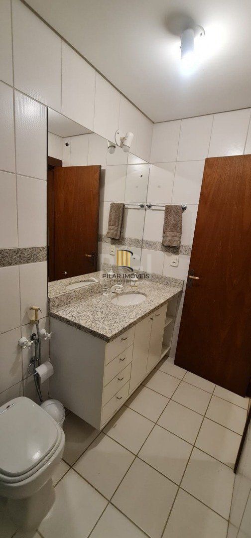 Casa de Condomínio 4 dormitórios no bairro Vila Conceição