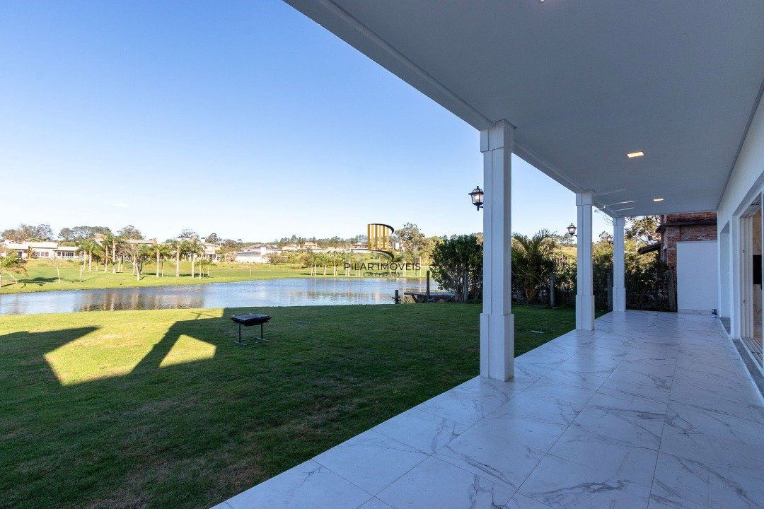Casa Condominio para Venda - 388m², 5 dormitórios, sendo 3 suites, 4 vagas - Terra Ville