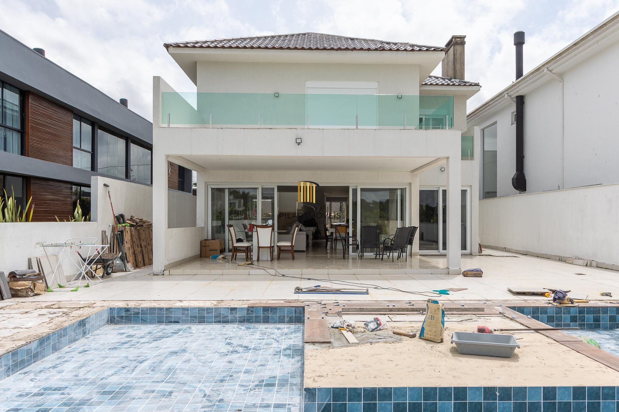 Excelente Casa à Venda no Condomínio Terra Ville