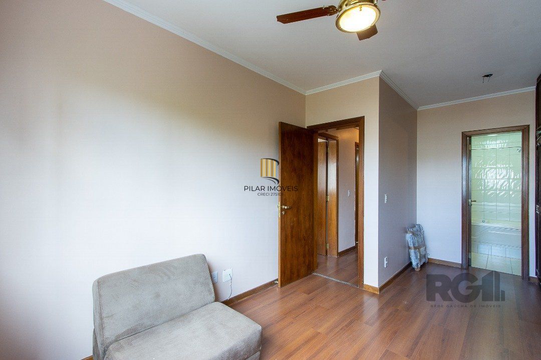 Apartamento 3 quartos, 1 suite, dependência, sacada com churrasqueira, 2 vagas - Bairro Menino Deus