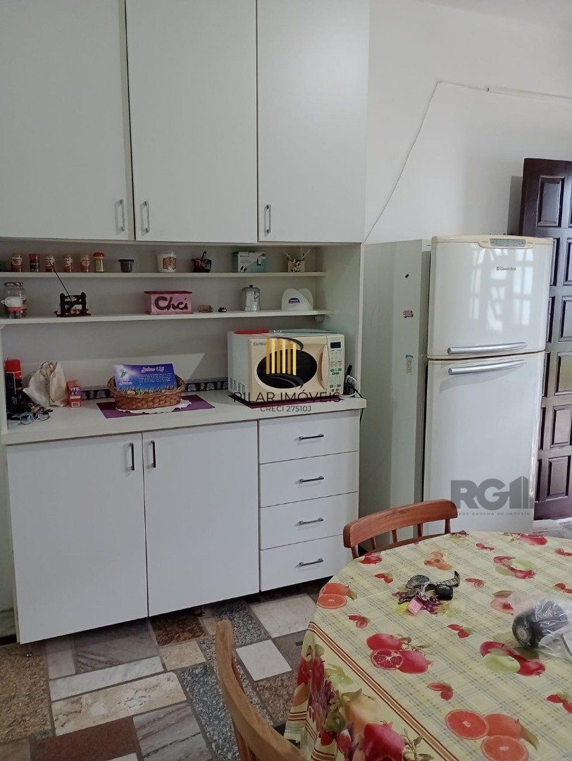 Casa 3 dormitórios no bairro Atlântida Sul