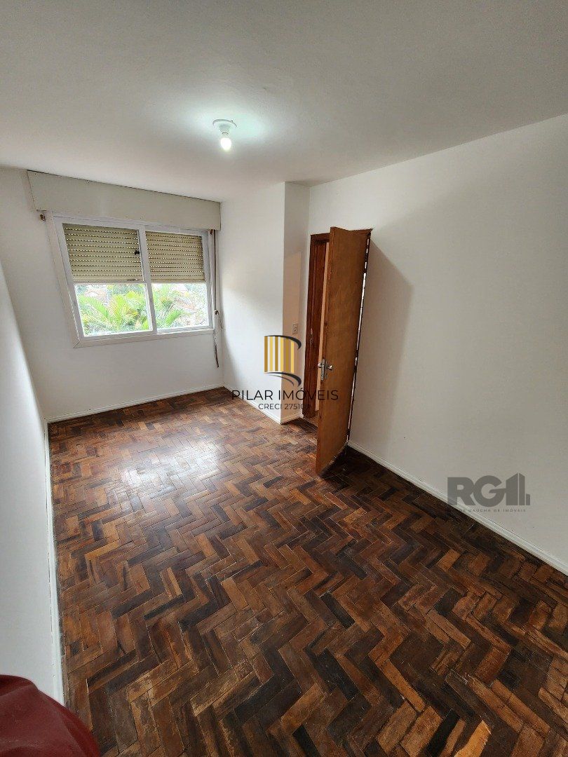 Casa 4 dormitórios no bairro Santa Tereza