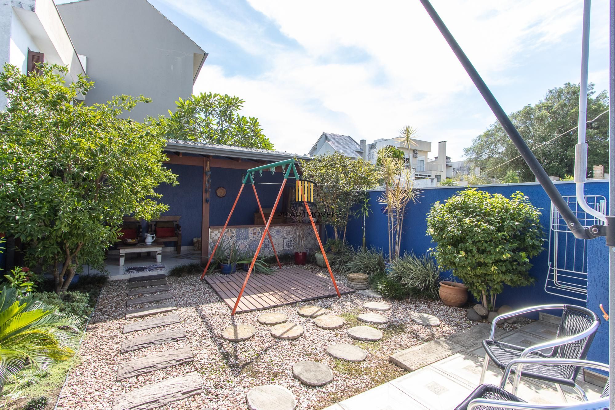 Casa 3 dormitórios com suíte master, terraço e 186m² no Lagos de Nova Ipanema