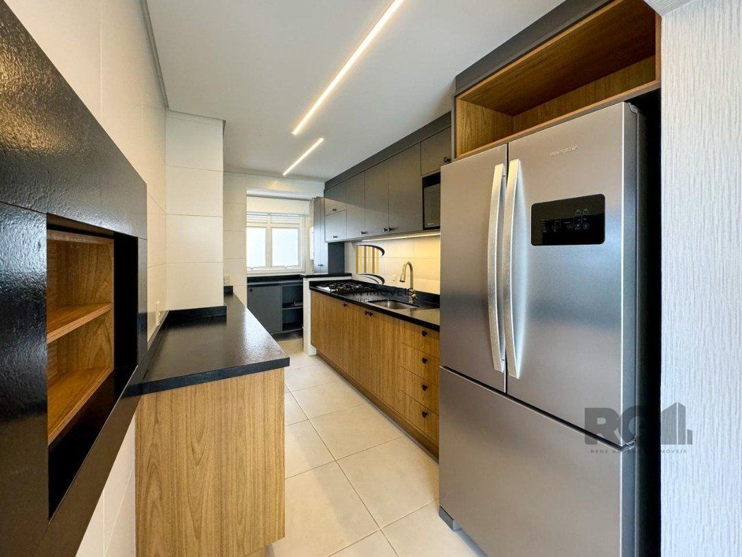 Apartamento para Venda - 138.33m², 3 dormitórios, sendo 1 suites, 3 vagas - Centro