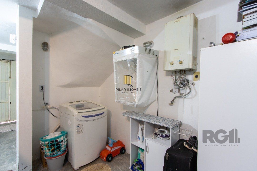 Sobrado com 148,45m², com 2 quartos, suíte, área gormet, vista para o Guaíba, na Vila Conceição.
