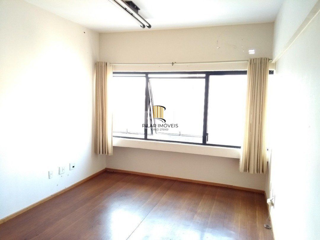 Conjunto/Sala para Venda - 31.31m², 0 dormitórios, Petrópolis