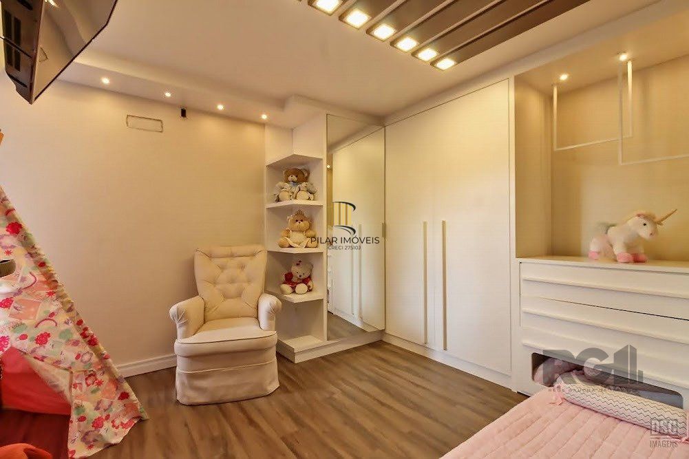 Casa em  condomínio 3 dormitórios na Av Otto Niemeier