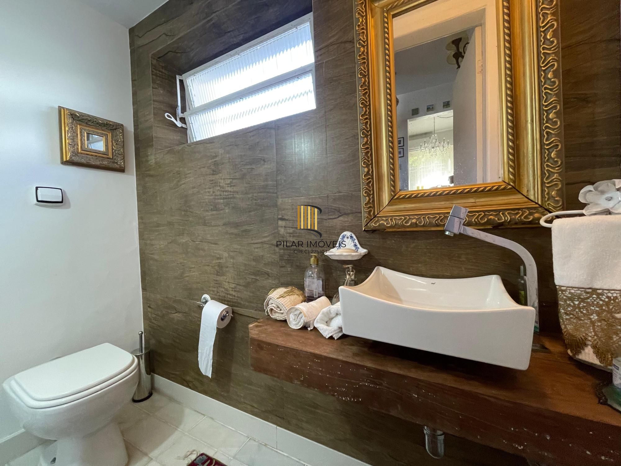 Casa para Venda - 325,72m², 4 dormitórios, sendo 1suites, 4 vagas - Jardim Isabel