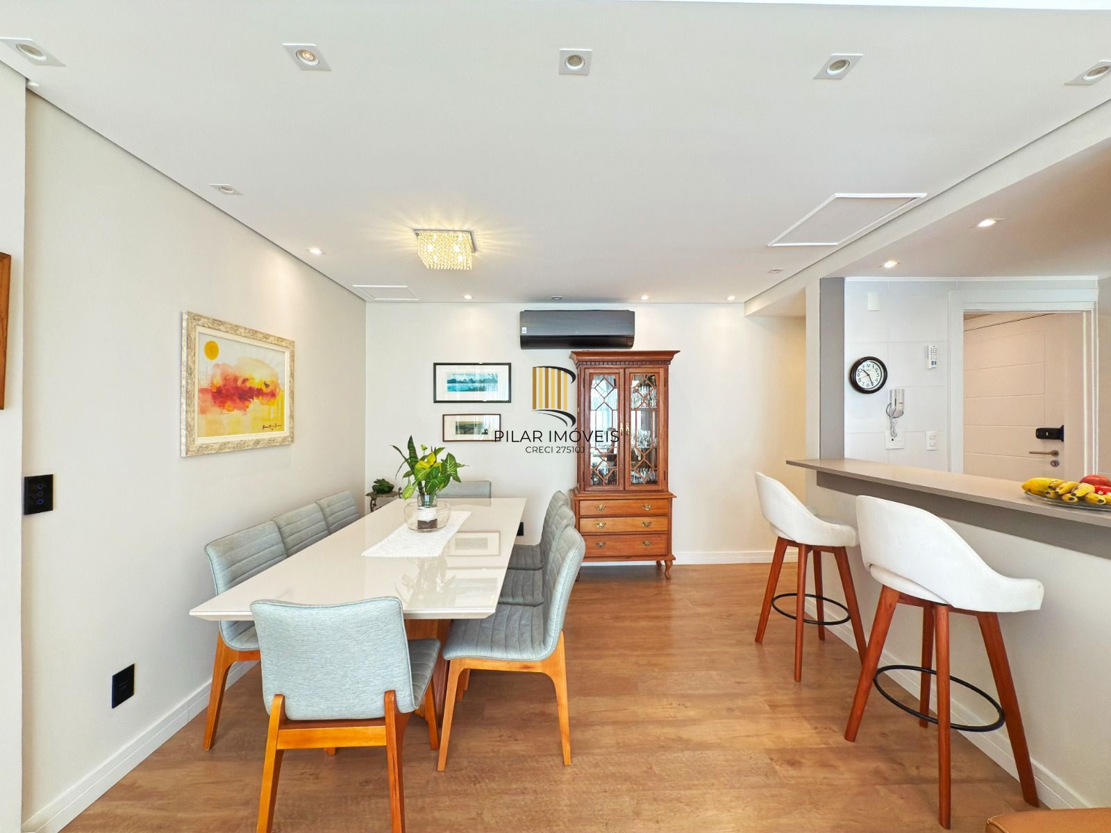 Excelente apartamento de 3 dormitórios, 1 suíte e 2 vagas de garagem. - Pilar Imóveis