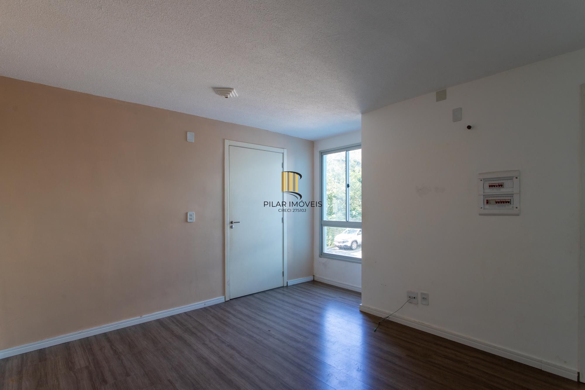 Apartamento 2 quartos, reformado, 1 vaga escriturada - Vila Nova