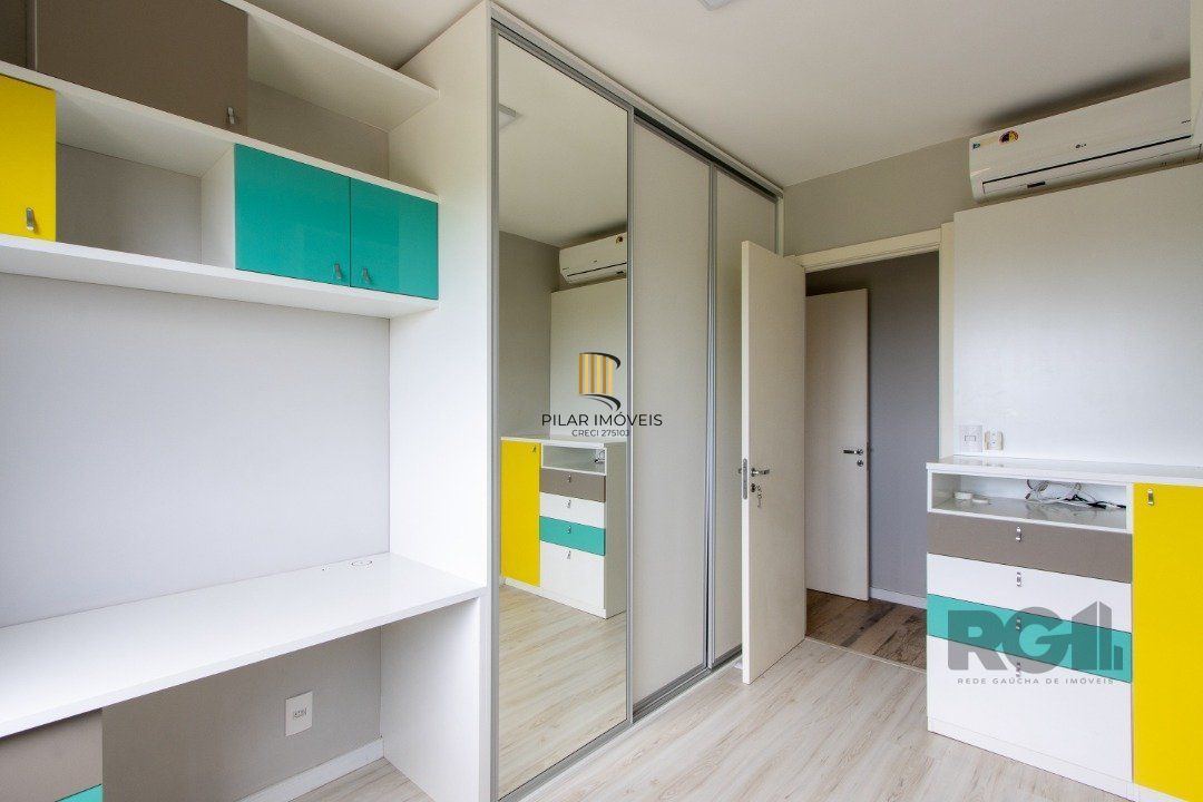 Apartamento em Porto Alegre, no bairro Cavalhada, com 3 dormitório(s), e 3 banheiros, à venda.
