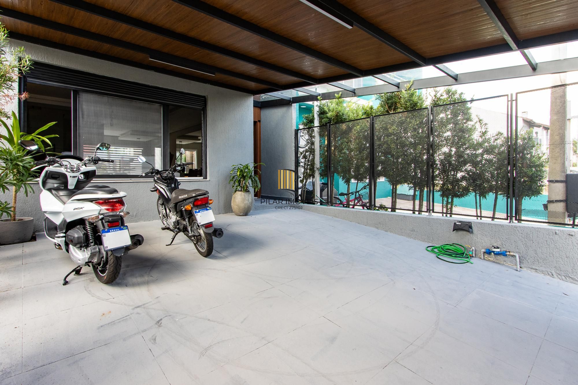 Casa Condominio 2 Dormitório(s) Bairro Hípica