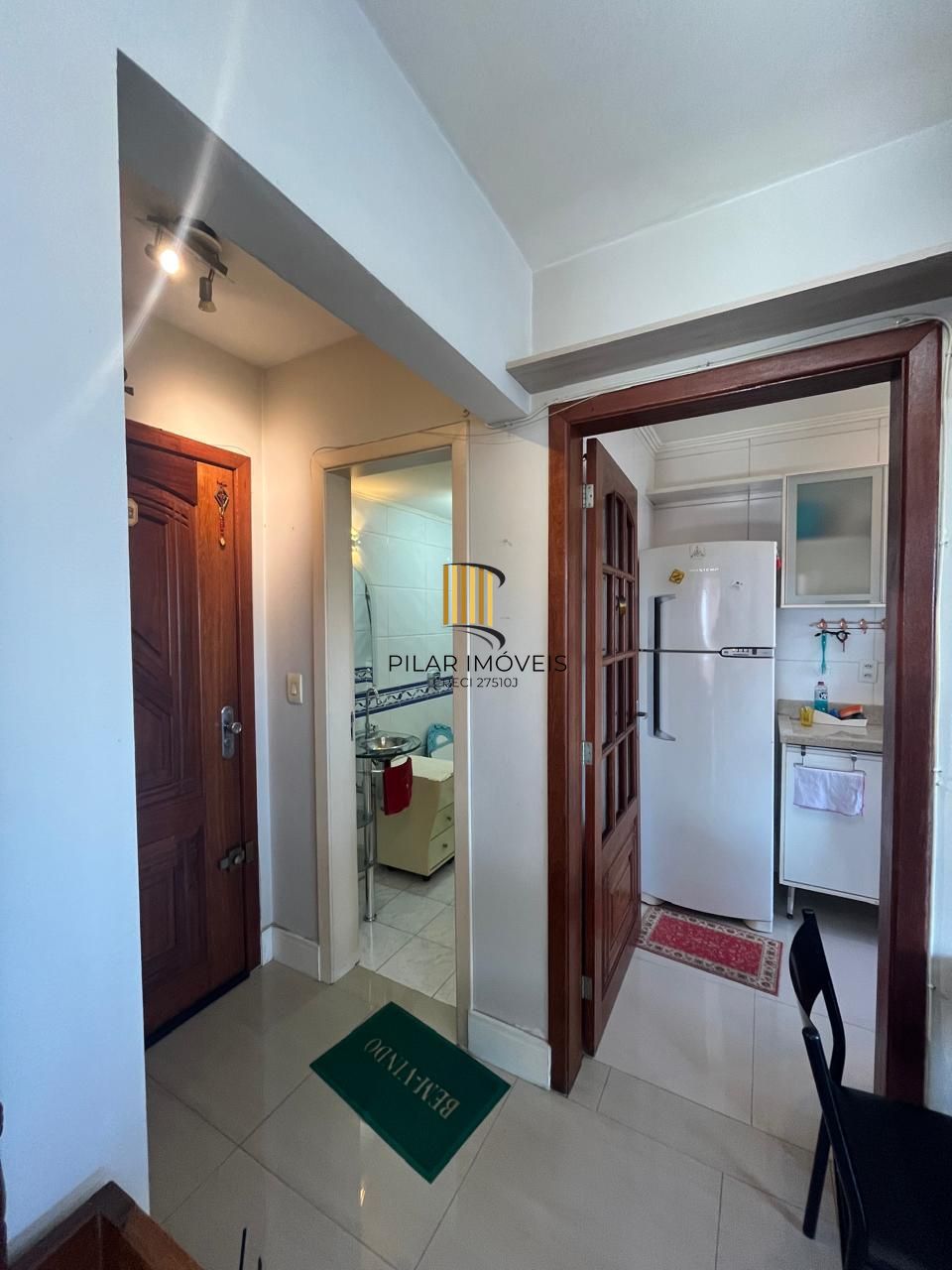 Apartamento  REFORMADO e MOBILIADO em ótima localização!!!