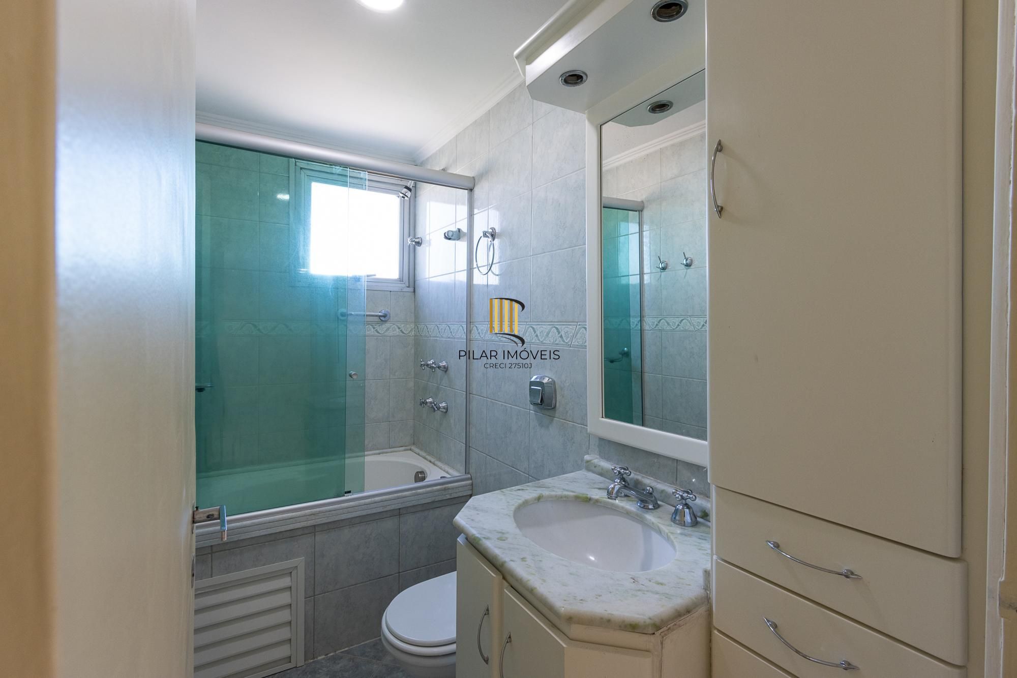 Cobertura 3 dormitórios no bairro Cavalhada