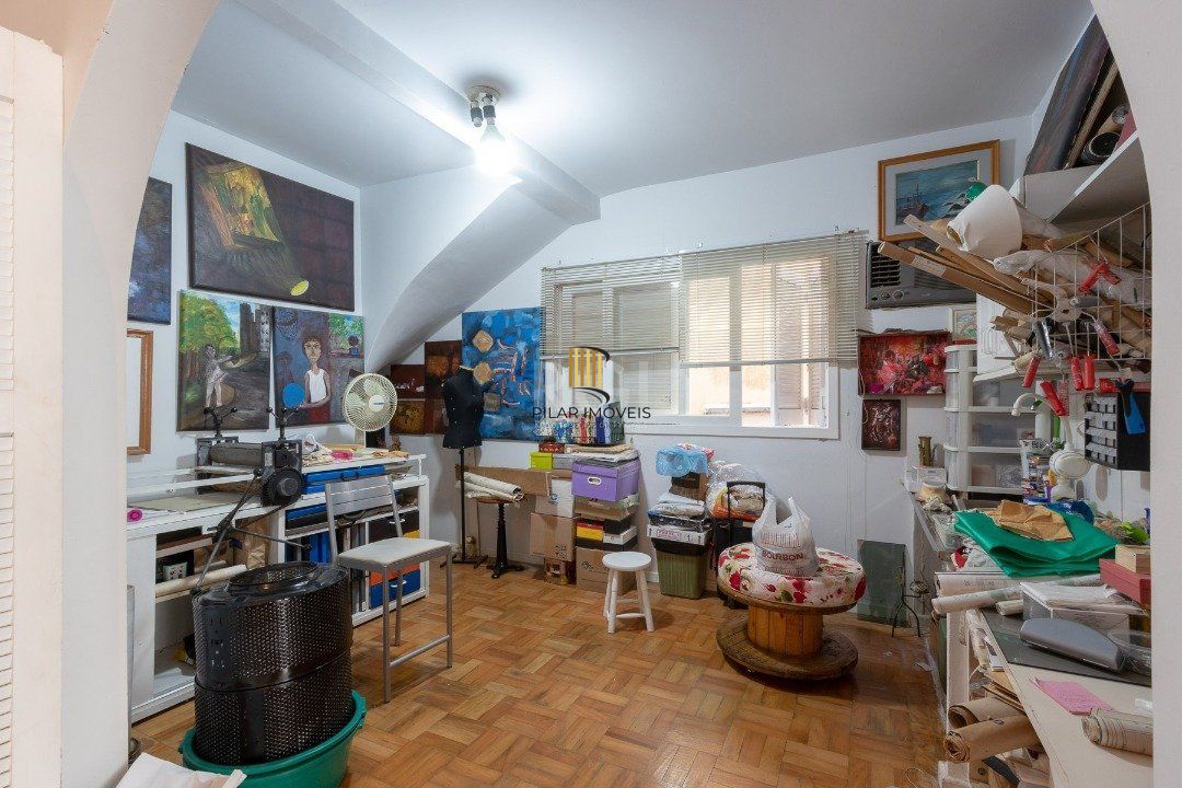 Casa para Venda - 199.62m², 5 dormitórios, 15 vagas - Tristeza