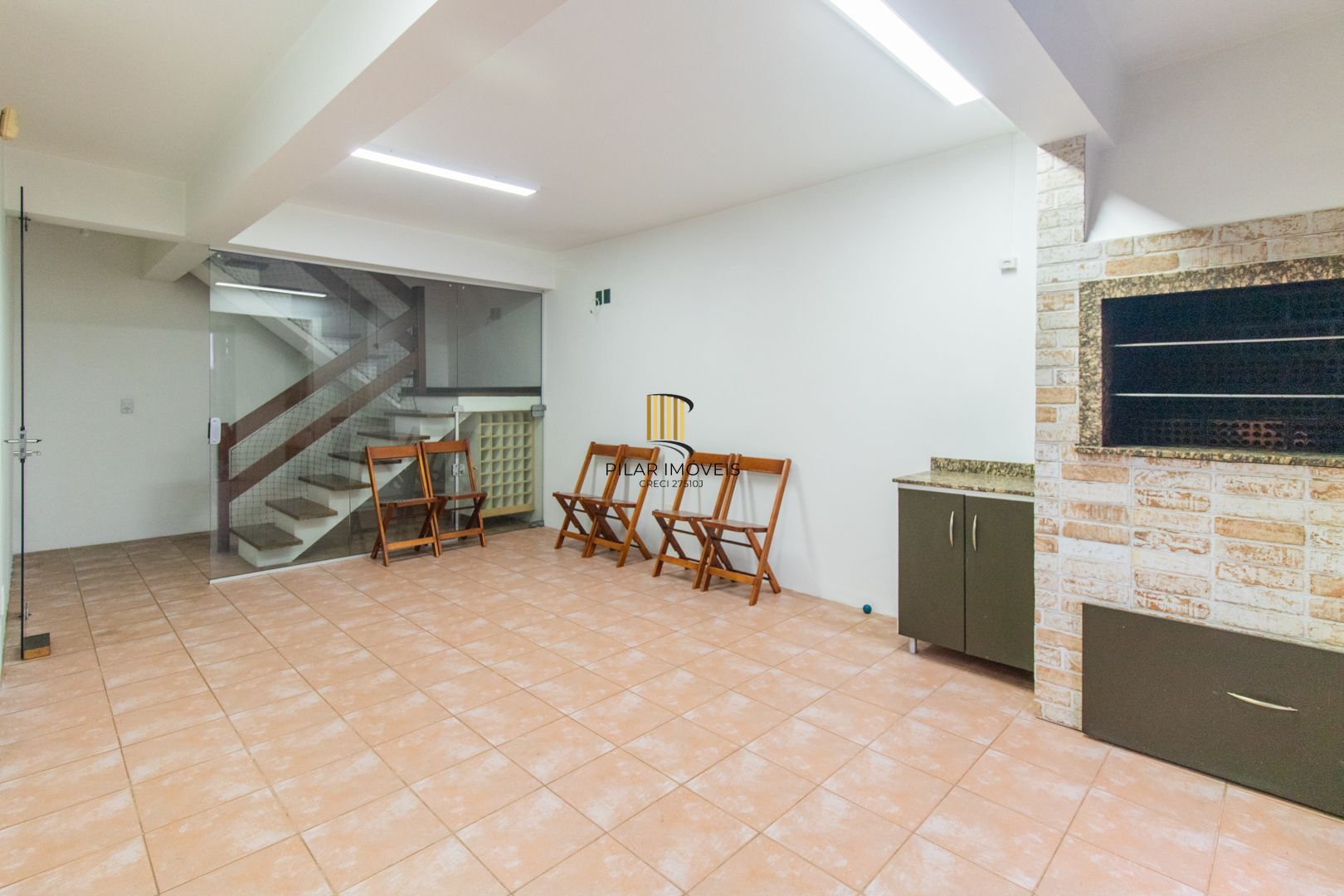 Casa no Imperial Park  3 dormitórios sendo 1 suíte, próximo a av. Juca Batista