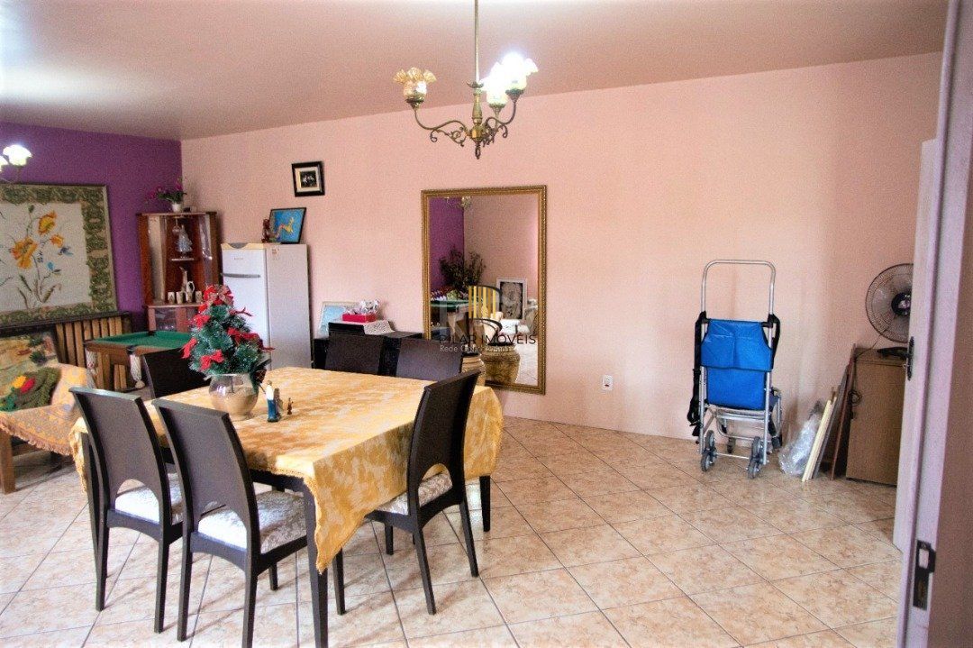 Casa para Venda - 423.16m², 4 dormitórios, sendo 1 suites, 4 vagas - Glória