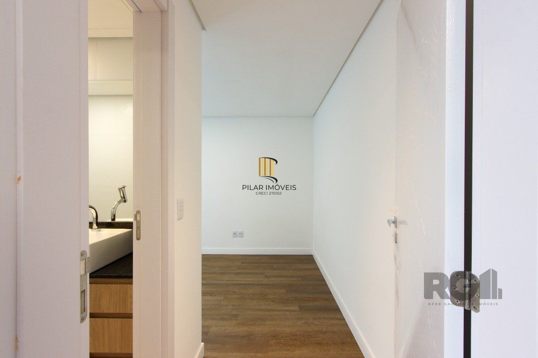 Apartamento em Porto Alegre no Bairro Petrópolis, de 1 quarto, GARDEN , semi mobiliado