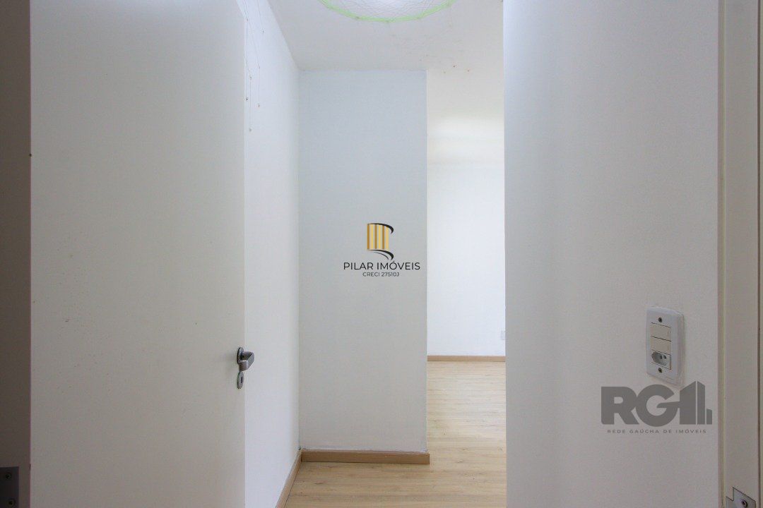 Casa com 4 quartos, com 347,57 m 2 privativos