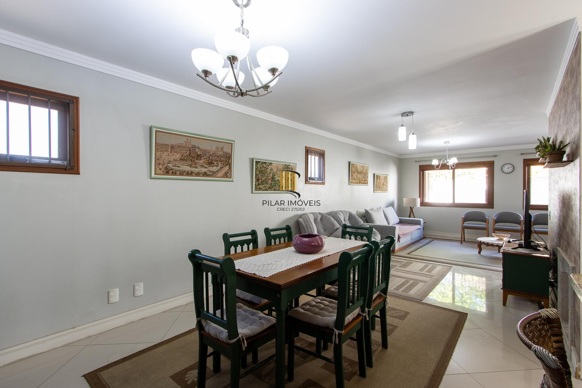 Casa Condominio  - 197m² de aréa nprivativa, 03 dormitórios 01 suites, 02 vagas - Tristeza