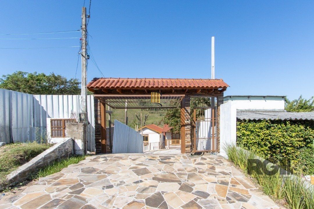 Casa de Condomínio 2 dormitórios no bairro Cascata