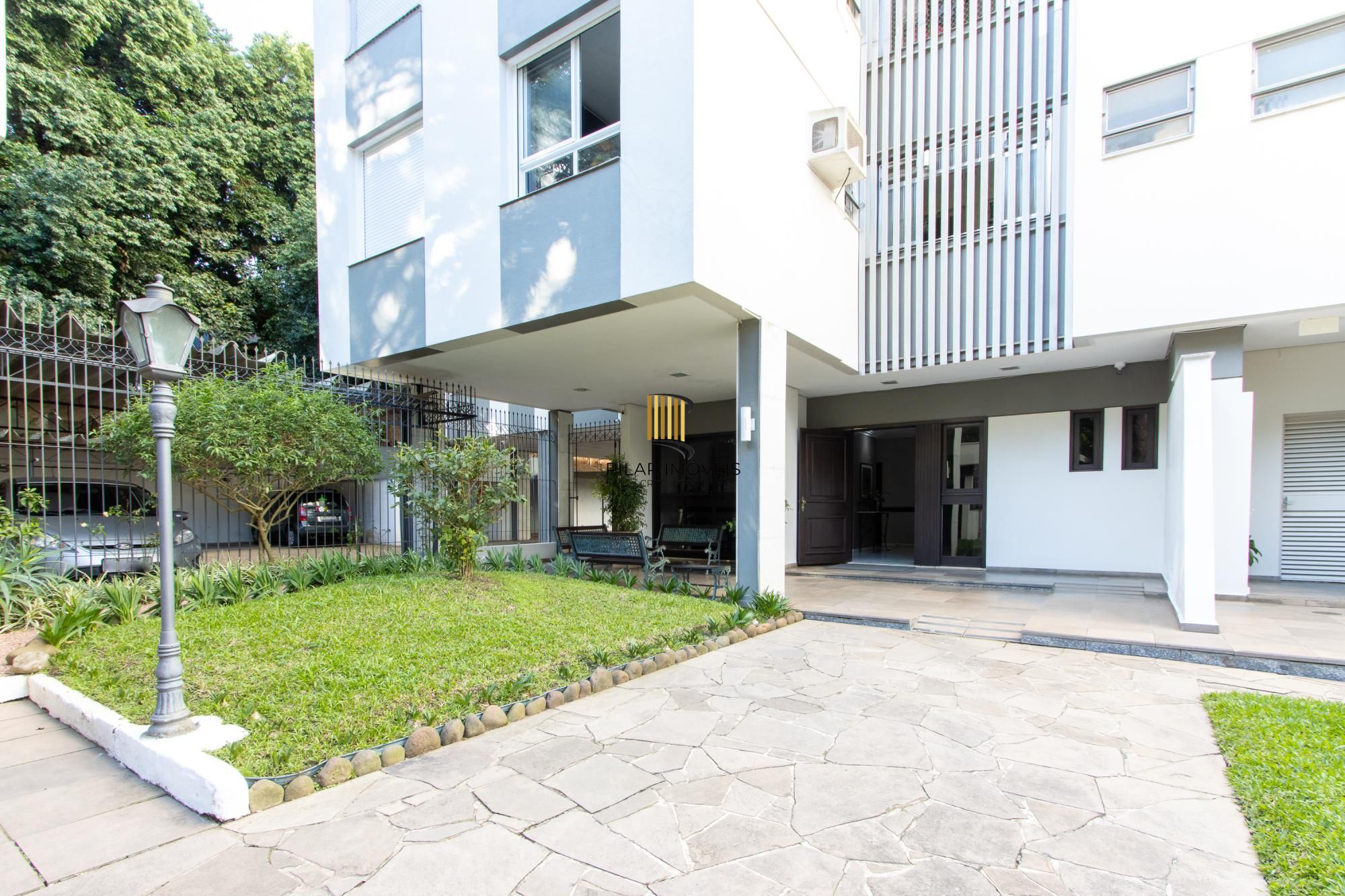 Apartamento de 2 dormitórios e uma vaga,  com infraestrutura