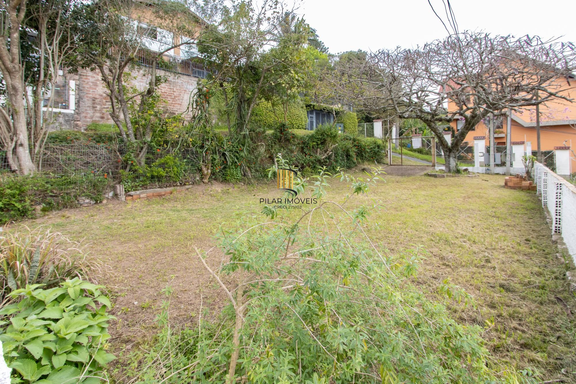 Casa 2 dormitórios no bairro Tristeza