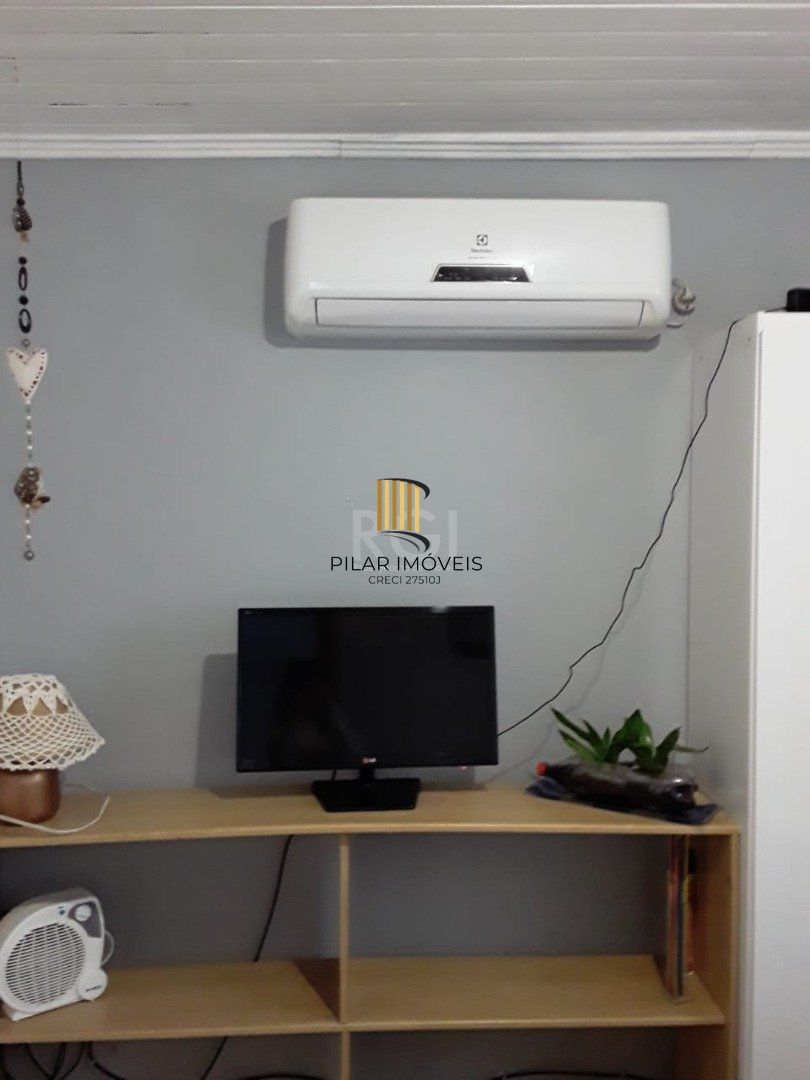 Casa para Venda - 50m², 2 dormitórios, Tristeza