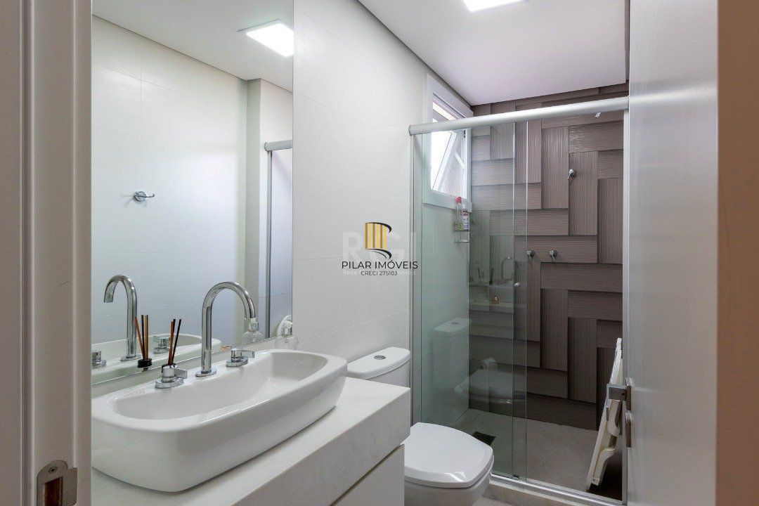 Apartamento para Venda - 163m², 3 dormitórios, sendo 3 suites, 3 vagas - Cristal