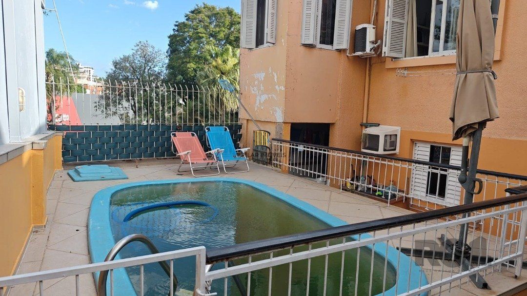 Casa 4 dormitórios no bairro Vila Assunção