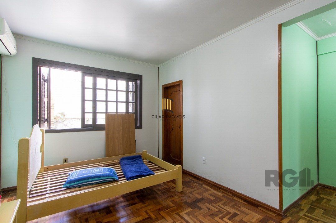 Casa 3 dormitórios no bairro Nonoai