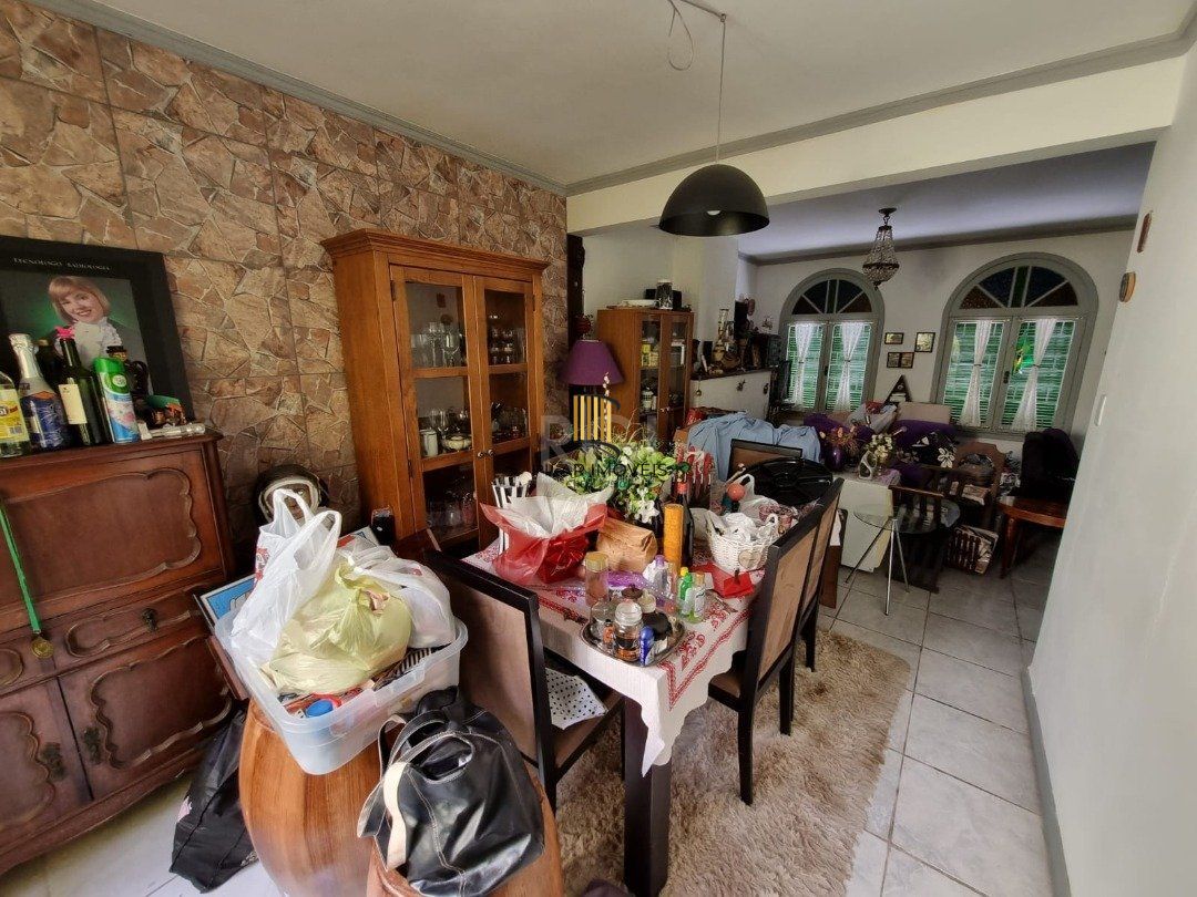 Casa 3 dormitórios no bairro Tristeza