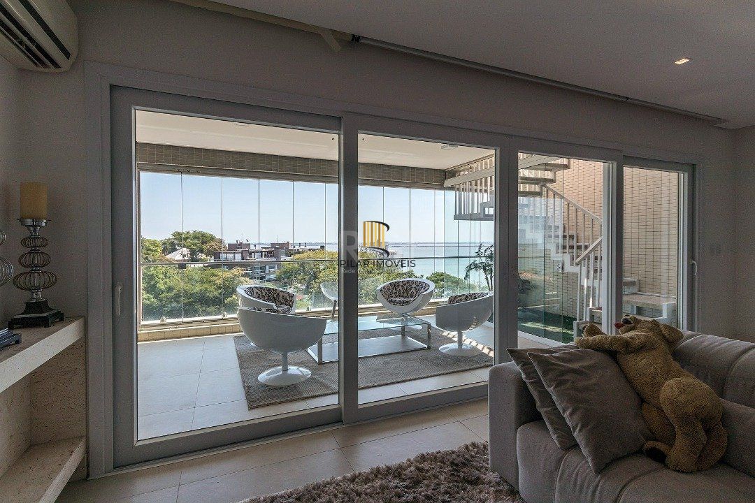 Cobertura para Venda - 319.17m², 3 dormitórios, sendo 3 suites, 4 vagas - Cristal