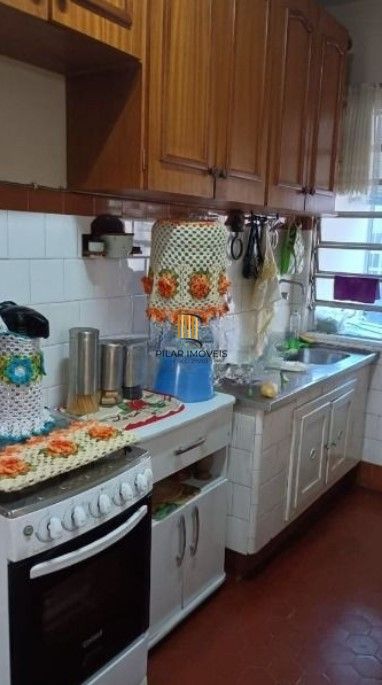 Apartamento 2 dormitórios desocupado à venda no bairro São João