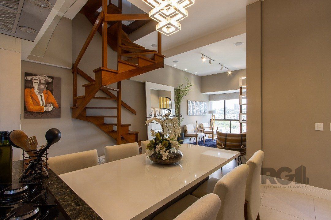 Cobertura para Venda - 209m², 3 dormitórios, sendo 1 suites, 2 vagas - Bela Vista