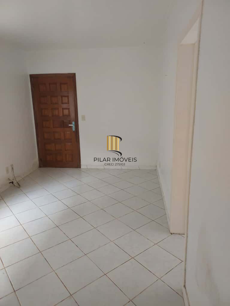 Apartamento Térreo com 2 Dormitórios, Garagem coberta e Pátio Individual!!