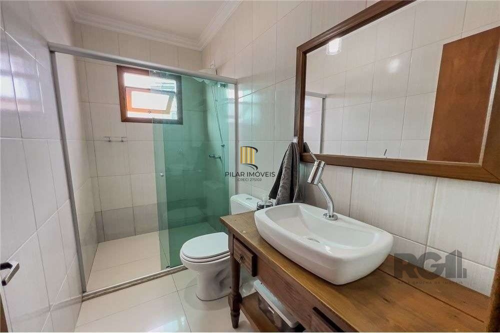 Casa de Condomínio 3 dormitórios no bairro Hípica