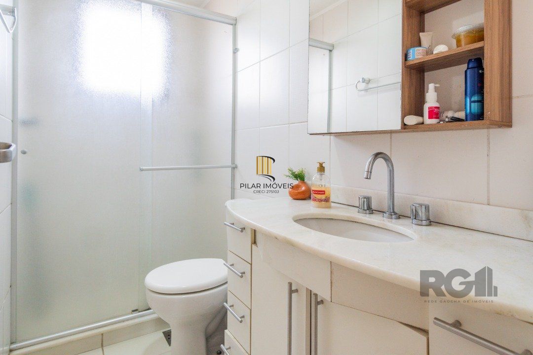 Cobertura Horizontal,  3 quartos, 1 suite, piscina, condominio com infra, 2 vagas - Bairro Tristeza