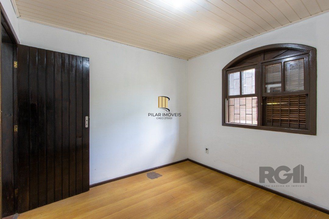 Casa para Venda - 200m², 3 dormitórios, 2 vagas - Cavalhada