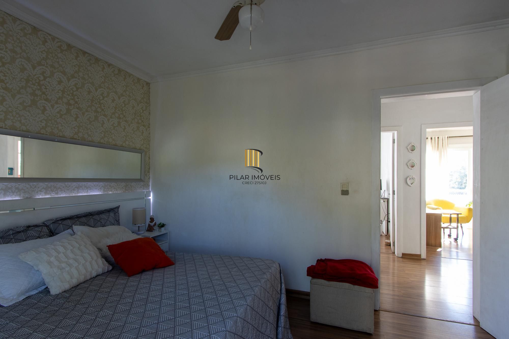 Casa com 3 dormitórios, suíte com closet e piscina no Condomínio Cinque Terre