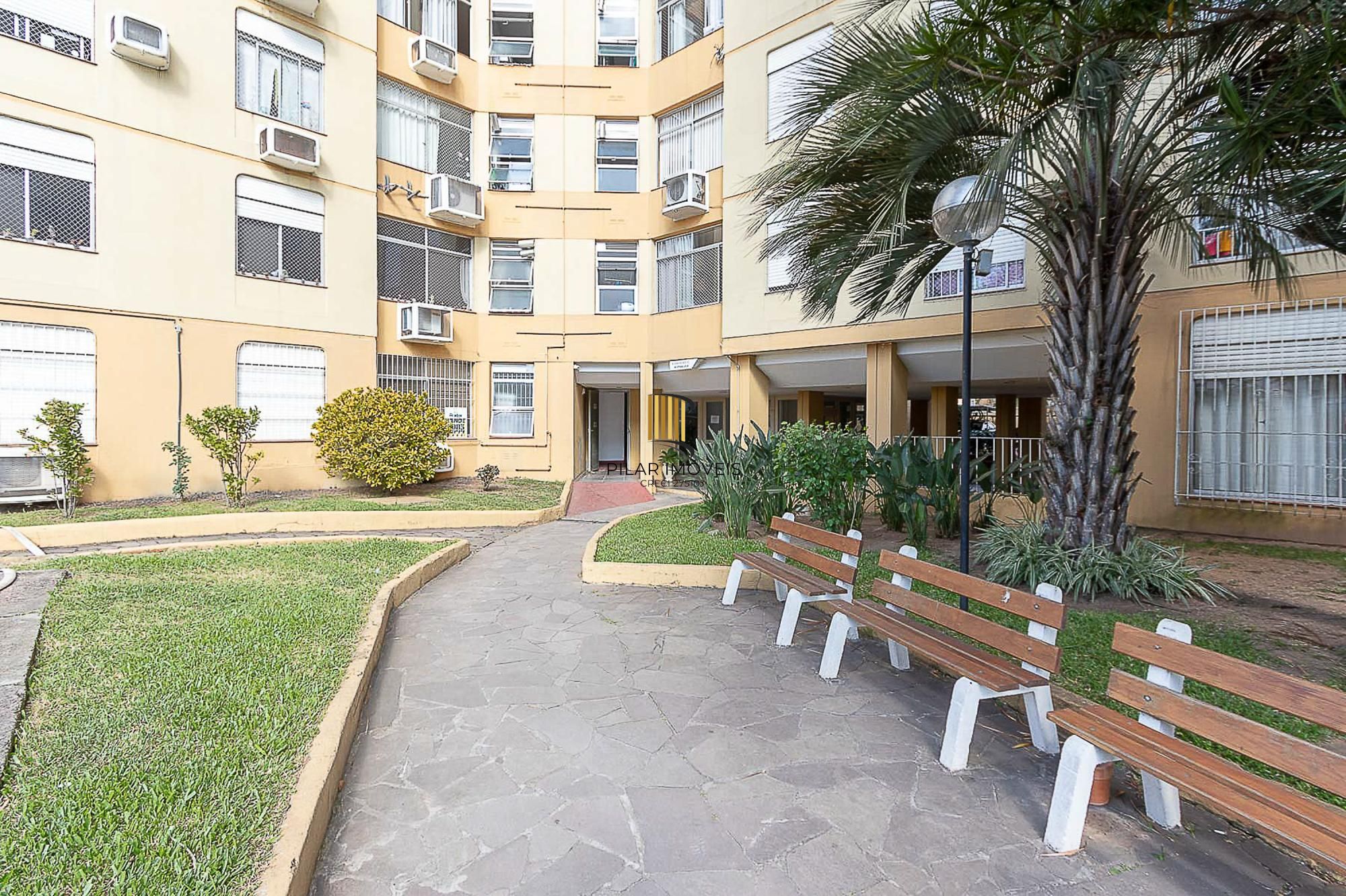 Excelente Apartamento 2 Dormitórios na Av. Wenceslau Escobar