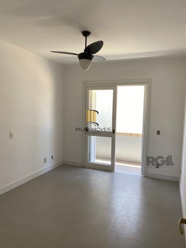 Casa 5 dormitórios no bairro Atlântida