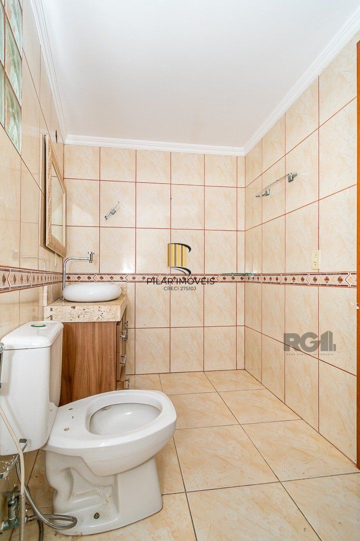 Casa 3 dormitórios no bairro Espírito Santo