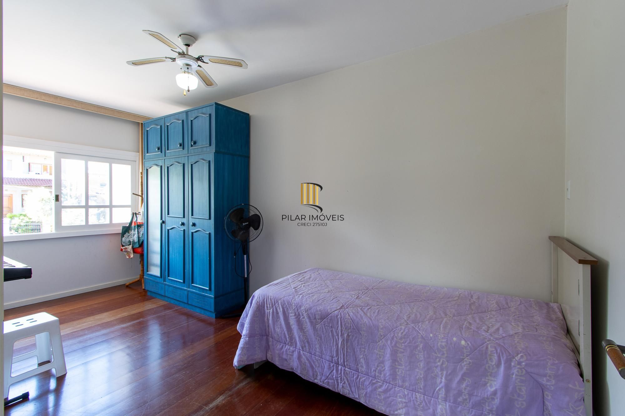 Casa 4 dormitórios no bairro Cristal