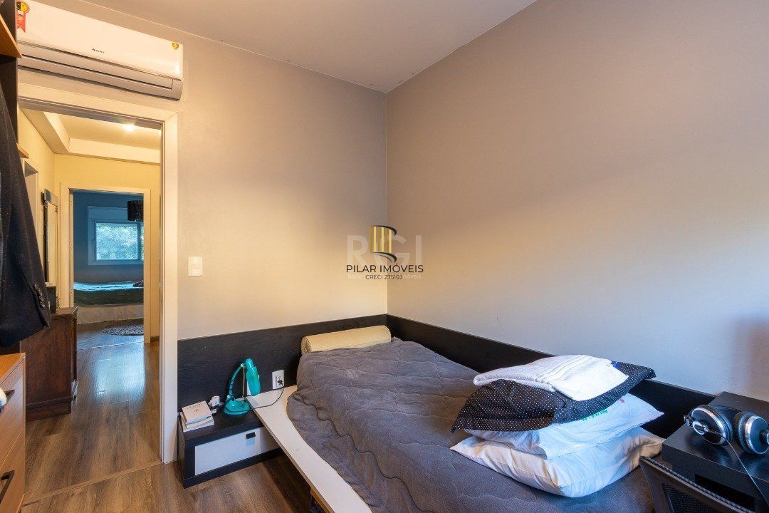 Casa Condominio para Venda - 188.6m², 3 dormitórios, sendo 1 suites, 2 vagas - Tristeza