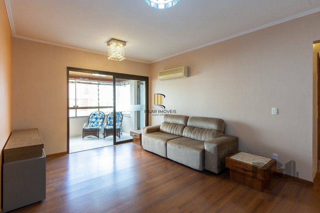 Apartamento 3 quartos, 1 suite, dependência, sacada com churrasqueira, 2 vagas - Bairro Menino Deus