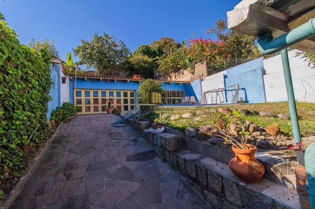 Casa, 200m², 3 dormitórios, bairro Cristal